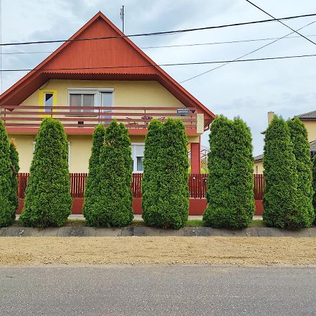 Szaffi Apartman Hajdúszoboszló Exterior foto