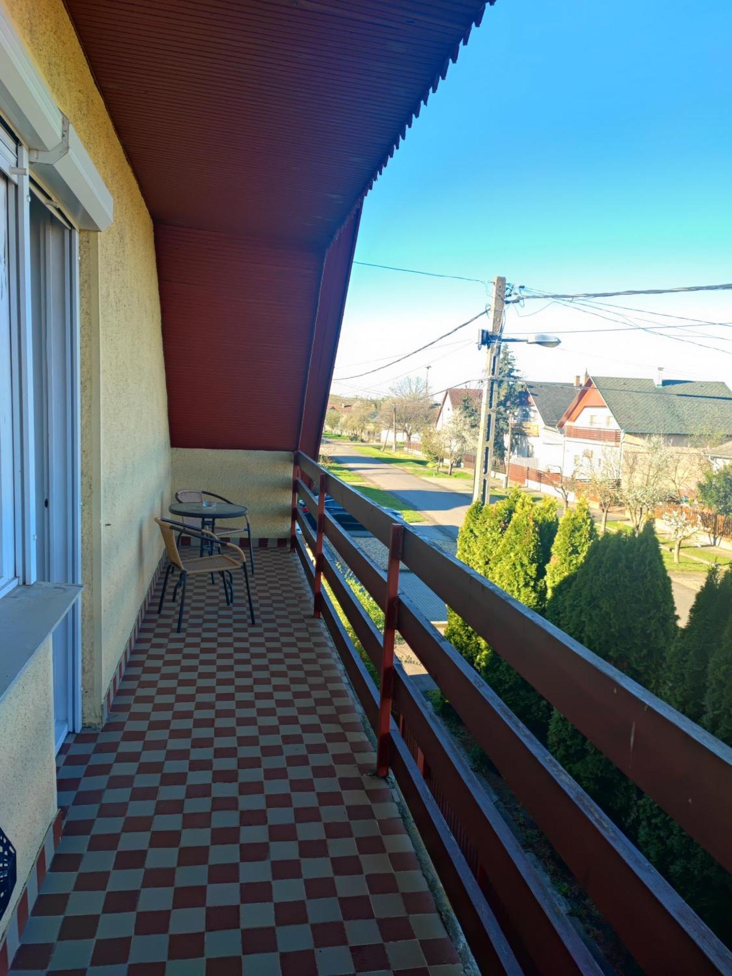 Szaffi Apartman Hajdúszoboszló Exterior foto